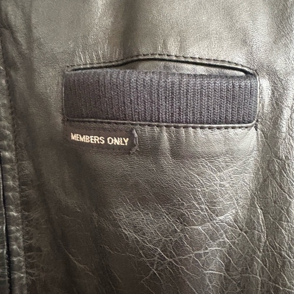 Men's genuine  Leather Iconic Racer Jacket
size 44 L - Picture 5 of 7